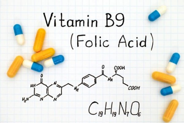 Thành phần thuốc elevit có chứa acid folic, giúp phòng trừ dị tật bẩm sinh